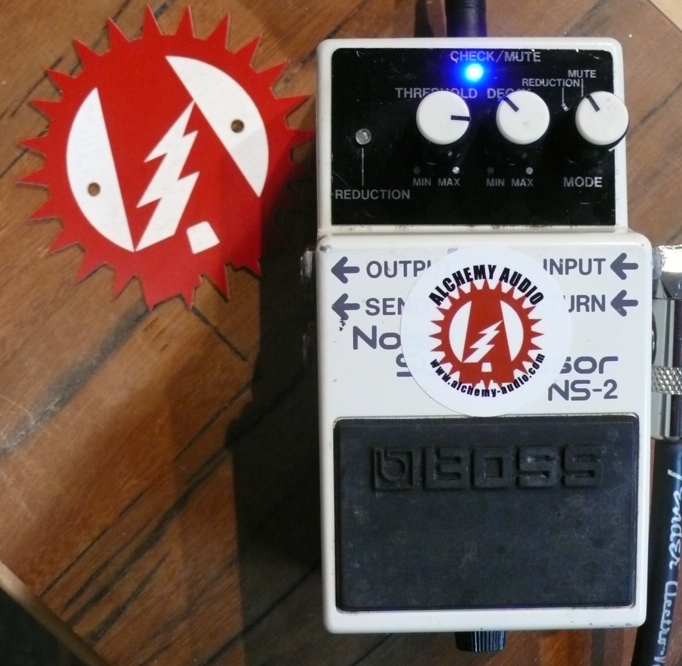 Modify your Boss NS-2 Noise Suppressor Gate Effects!