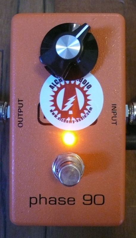 Modify your MXR Phase 90 ('script' and Uni-Vibe mod)! Mod service